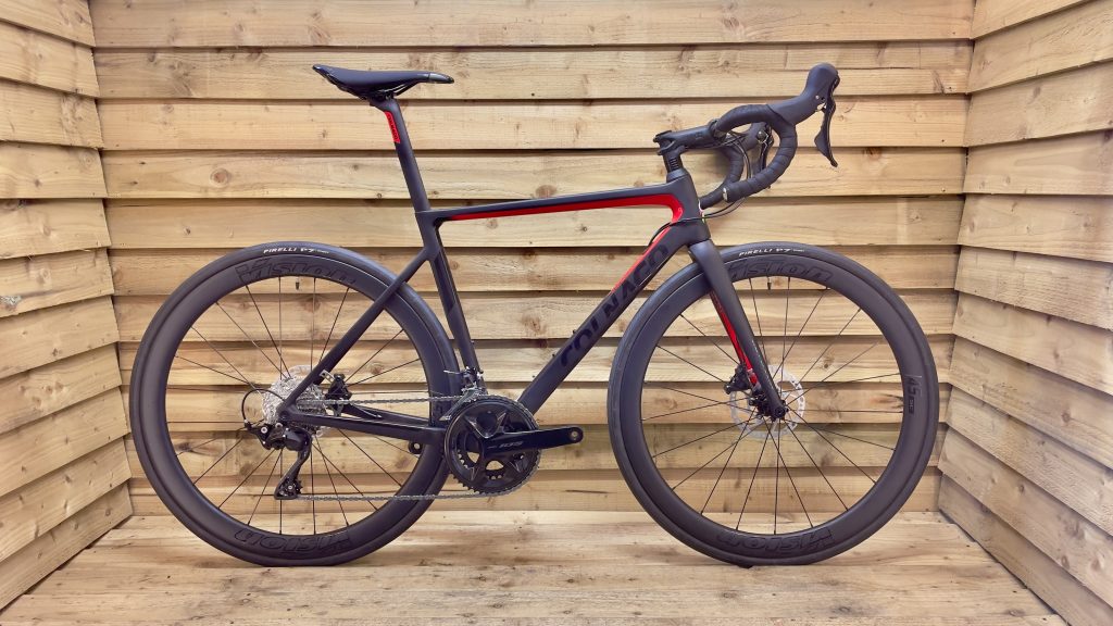 Colnago V3 2024 50s – Black & Red – Shimano 105 12spd 2*12